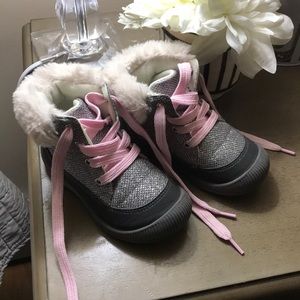 Closet clean out! Sparkling Girls Boots! Size 8
